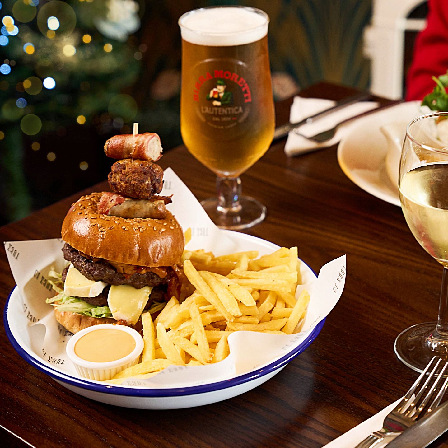 Festive Lunch & Dinner at The Red Dragon in Bridgend